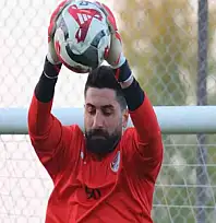 Elazığspor'da kaleci Muammer'e kulüp bulması için izin verildi