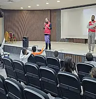 Erciş Kızılay Şubesi'nden Kızılay Haftası etkinliği