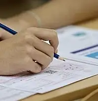 Erciş'te ihtiyaç sahibi öğrencilerin YKS başvuru ücretleri karşılanacak