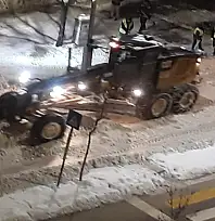Erek Dağı Caddesi'nde kar temizleme çalışması