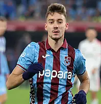 Ernest Muçi seriye devam etti