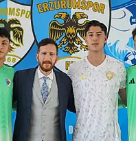Erzurumspor'da gençlere imza attırıldı