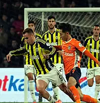 Fenerbahçe, Başakşehir'de 2 puan bıraktı