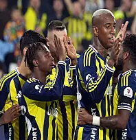 Fenerbahçe, liderle arasında puan farkını 1'e indirdi