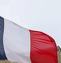 Fransa hükümeti: İran Dışişleri Bakanı Paris'te Fransız mevkidaşı ile görüşecek