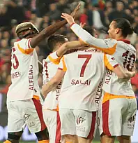 Galatasaray, Antalyaspor'a karşı yenilmezlik serisini 19 maça çıkardı