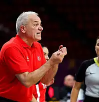 Galatasaray, Ekrem Memnun ile yollarını ayırdı