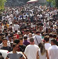 Genç nüfusta işsizlik yüzde 15,3'e geriledi