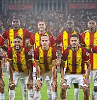 Göztepe, savunmada ve hücumda çok farklı