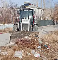 Gürpınar Belediyesi'nden temizlik çalışması