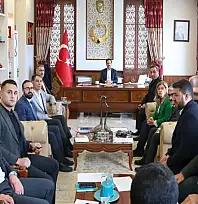 Gürpınar'da eğitim masaya yatırıldı