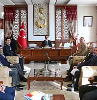 Gürpınar'da kış öncesi değerlendirme toplantısı yapıldı