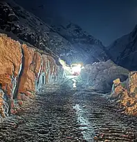 Hakkari-Van karayolu ulaşıma açıldı