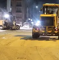 İpekyolu Belediyesi'nden karla mücadele çalışması