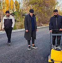 İpekyolu'nda asfalt çalışmaları sürüyor