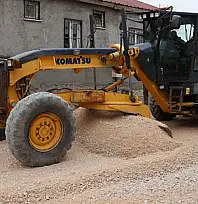 İskele Mahallesi'nde yol çalışmaları sürüyor