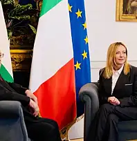 İtalya Başbakanı Meloni, Roma'da Filistin Devlet Başkanı Abbas ile görüştü