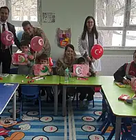 Jandarma miniklerle buluştu