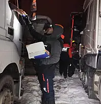 Kardan dolayı mahsur kalanlara kumanya desteği