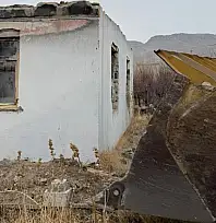 Karpuzalan Mahallesi'nde riskli yapı yıkıldı