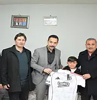 Kaymakam Uzun, Türkiye şampiyonunu ziyaret etti