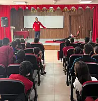 Kızılay'dan öğrencilere ilk yardım eğitimi