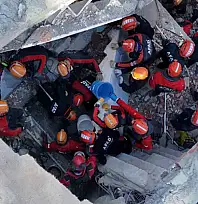 Kocaeli Valisi Aktaş: Bir vatandaşımızın sesini aldık, 9 bina tedbiren tahliye edildi