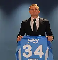 Mert Günok yeniden Fenerbahçe'de