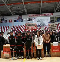 Muş'ta 35 amatör spor kulübüne 2 milyon TL malzeme desteği