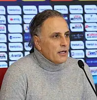 Mustafa Gürsel: Şapkamızı önümüze koyacağız