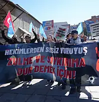 Sağlıkçıların 103 haftalık yürüyüşü sürüyor