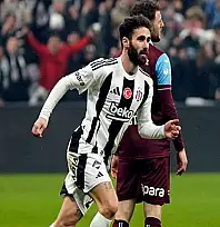 Serdal Adalı: 15 milyon Euro'yu veren Rafa Silva'yı alır