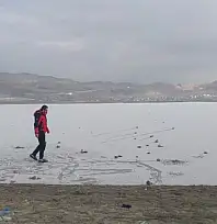 Sıhke Göleti'nin yüzeyi buz tuttu