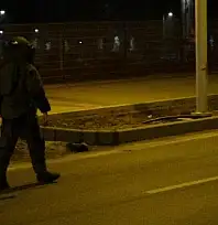 Şüpheli çanta fünye ile patlatıldı