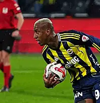 Talisca, gollerine kupada da devam etti