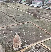 Tarihi Selçuklu Mezarlığında çalışmalar sürüyor