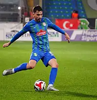 Tedesco'dan, Rizesporlu Taha Şahin için övgü dolu sözler