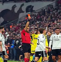 Trendyol Süper Lig'in ilk yarısında 676 sarı, 38 kırmızı kart çıktı