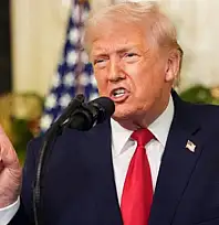 Trump'tan gümrük vergilerinden elde edilen gelirle ABD askerine bin 776 dolar ikramiye