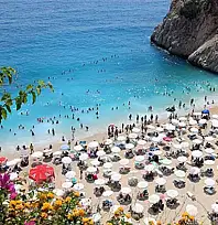 Turizm geliri geçen yılın aynı çeyreğine göre yüzde 3,9 arttı