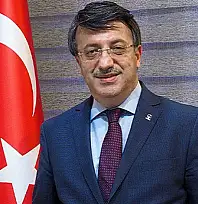 Türkmenoğlu: Asrın felaketi sonrası birlikte ayağa kalktık