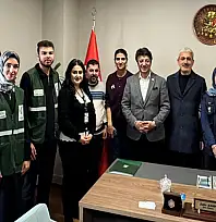Türkmenoğlu'ndan Yeşilay Van Şubesi'ne ziyaret