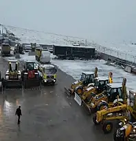 Tuşba Belediyesi karla mücadeleye hazır