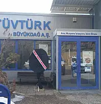 TÜVTÜRK'e siyah çelenk bırakıldı