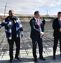 Vali Balcı'dan yeni sebze hali inşaatında inceleme