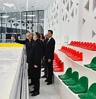 Vali Balcı, Edremit'teki buz pateni pistinde incelemelerde bulundu