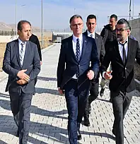 Vali Balcı, Gürpınar Arıtma Tesisinde incelemelerde bulundu