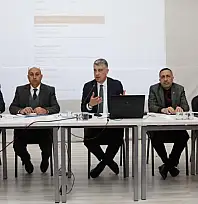 Van Büyükşehir Belediyesi muhtarlarla buluştu