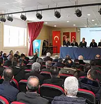 Van Büyükşehir Belediyesi muhtarlarla buluştu