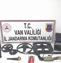 Van'da kaçak kazı yapan 3 kişi yakalandı